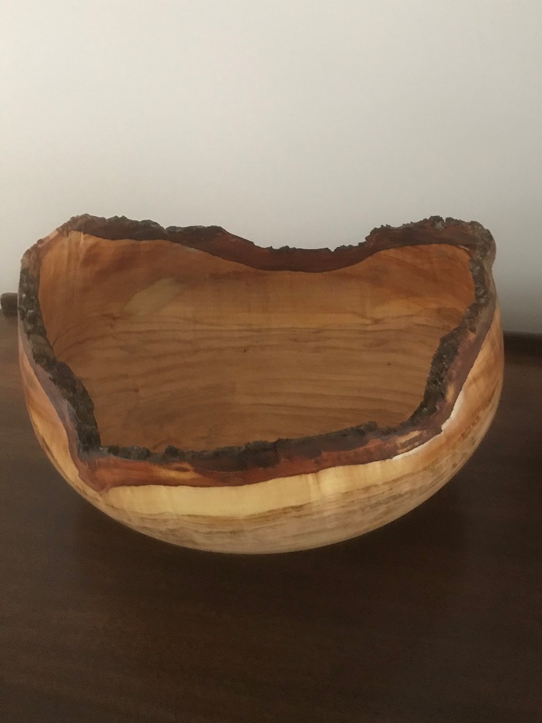14″ Live Edge Maple Bowl